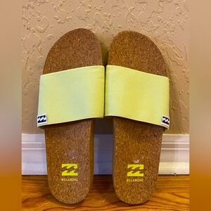 Billabong Womans light green cork slides, Size 9